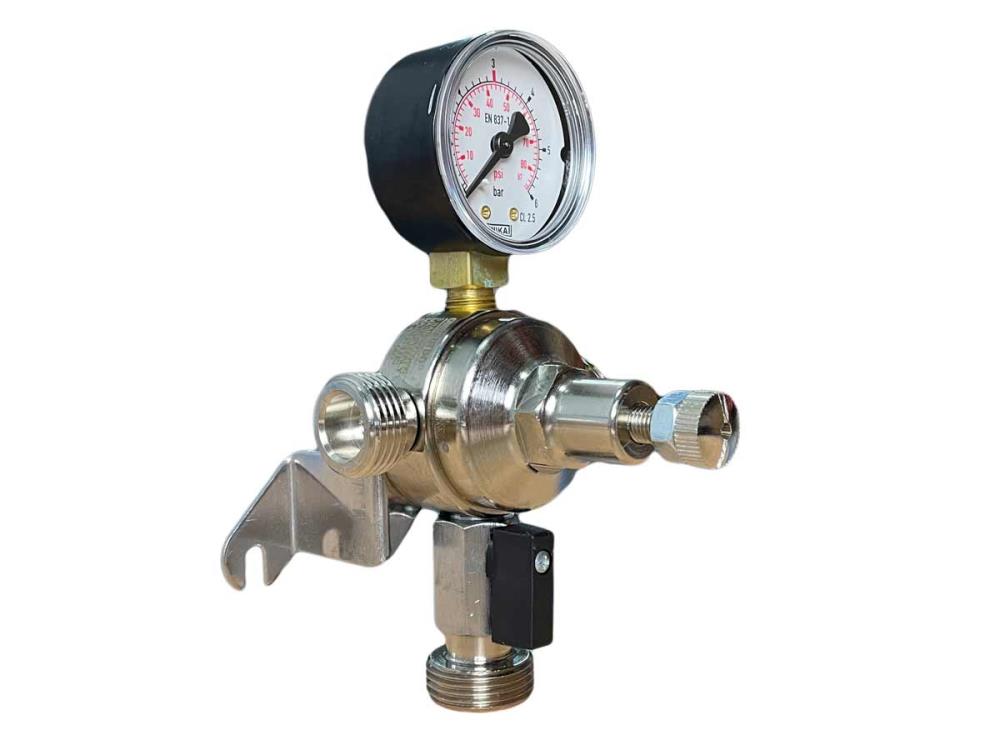 Zwischendruckminderer 3bar OxyTurbo (Oxy4) Zwischendruckminderer 3bar OxyTurbo (Oxy4)