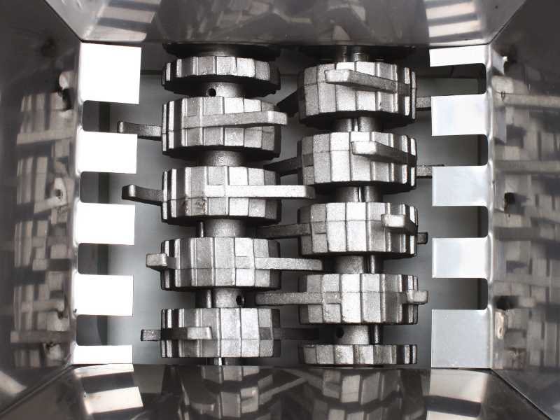 Obstmühle grün 7 l mit Edelstahltrichter Obstmühle grün 7 l mit Edelstahltrichter