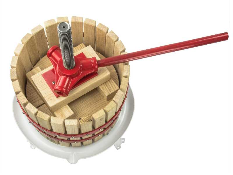 Fruit press with wooden basket 12 l