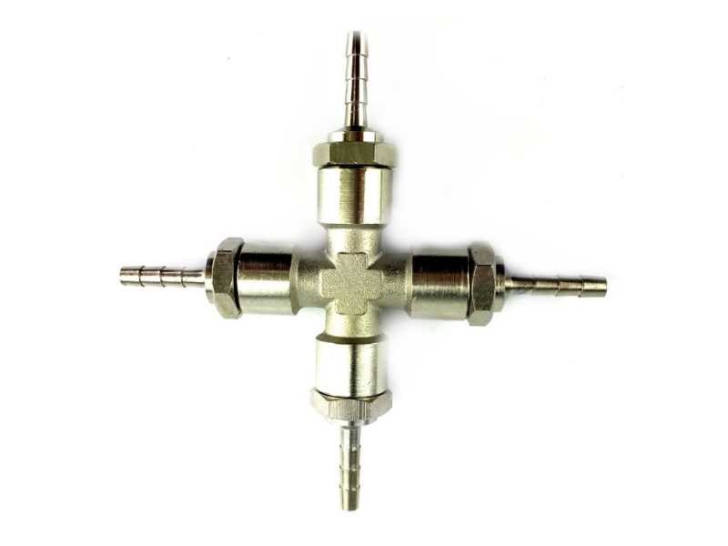 Kreuz-Stück Metall mit 4x Tüllen 4mm (X) Kreuz-Stück Metall mit 4x Tüllen 4mm (X)