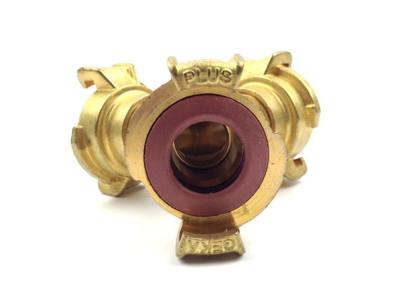 Geka Plus Abzweigstück Y-Stück (Klauenweite 40mm) passend von 3/8" bis 1 1/2" Geka Plus Abzweigstück Y-Stück (Klauenweite 40mm) passend von 3/8" bis 1 1/2"