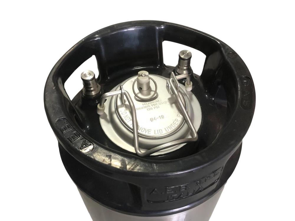 NC Keg Ball Lock Fass 9,0 Liter mit Deckel neu NC Keg Ball Lock Fass 9,0 Liter mit Deckel neu