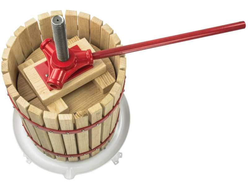 Fruit press with wooden basket 18 l