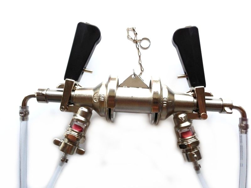 Reinigungsadapter für Flach Zapfkopf aus VA mit Kette Reinigungsadapter für Flach Zapfkopf aus VA mit Kette