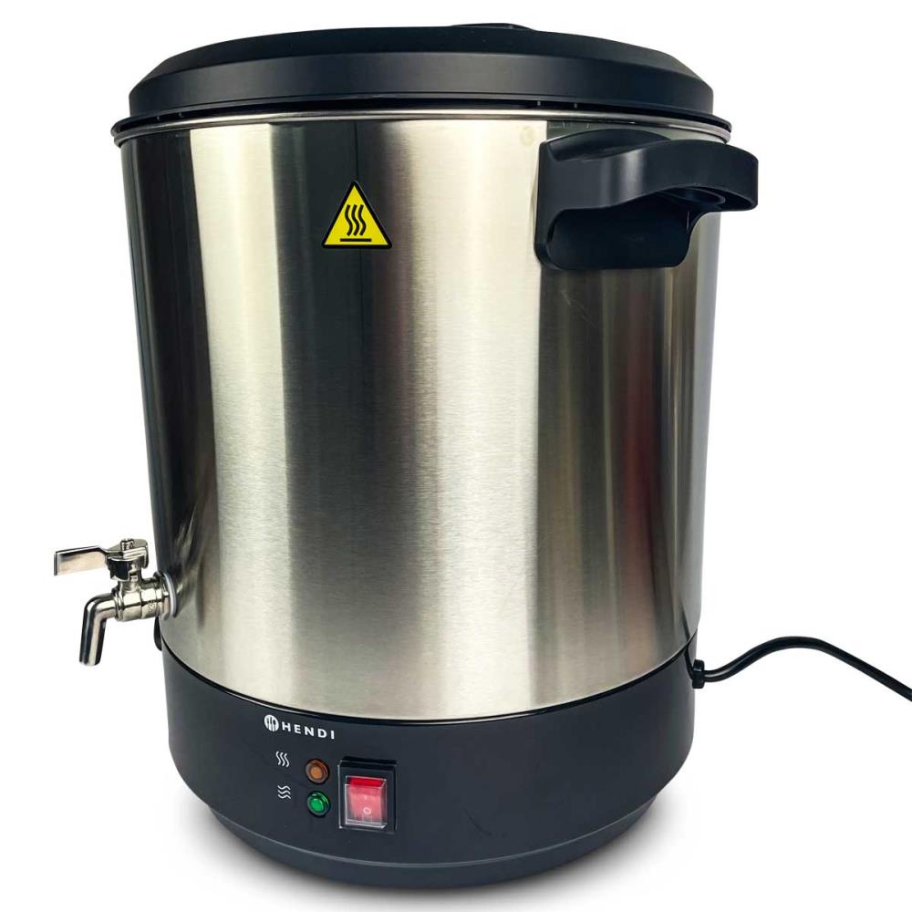 Complete brewing system with lautering attachment, fermentation bucket and mash bag