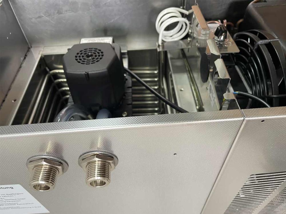 Selbach UTK BK 70 16 L Mini Pythonkühler Begleitkühler Selbach UTK BK 70 16 L Mini Pythonkühler Begleitkühler