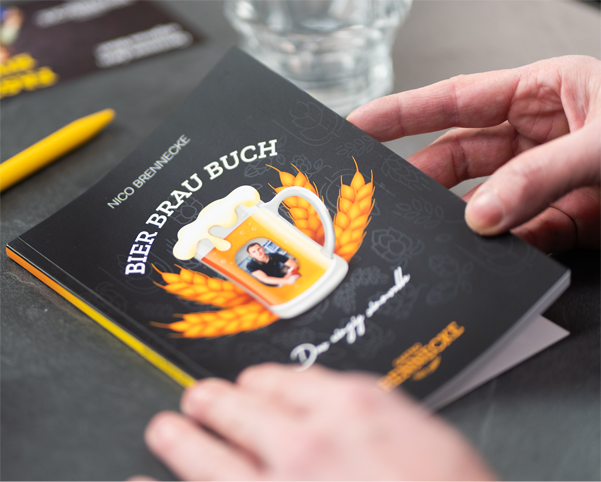Bierbraubuch im Bierbrauset Medium mit ausführlicher Schritt für Schritt Anleitung für Hobbybrauer und Einsteiger beim Bier brauen zuhause